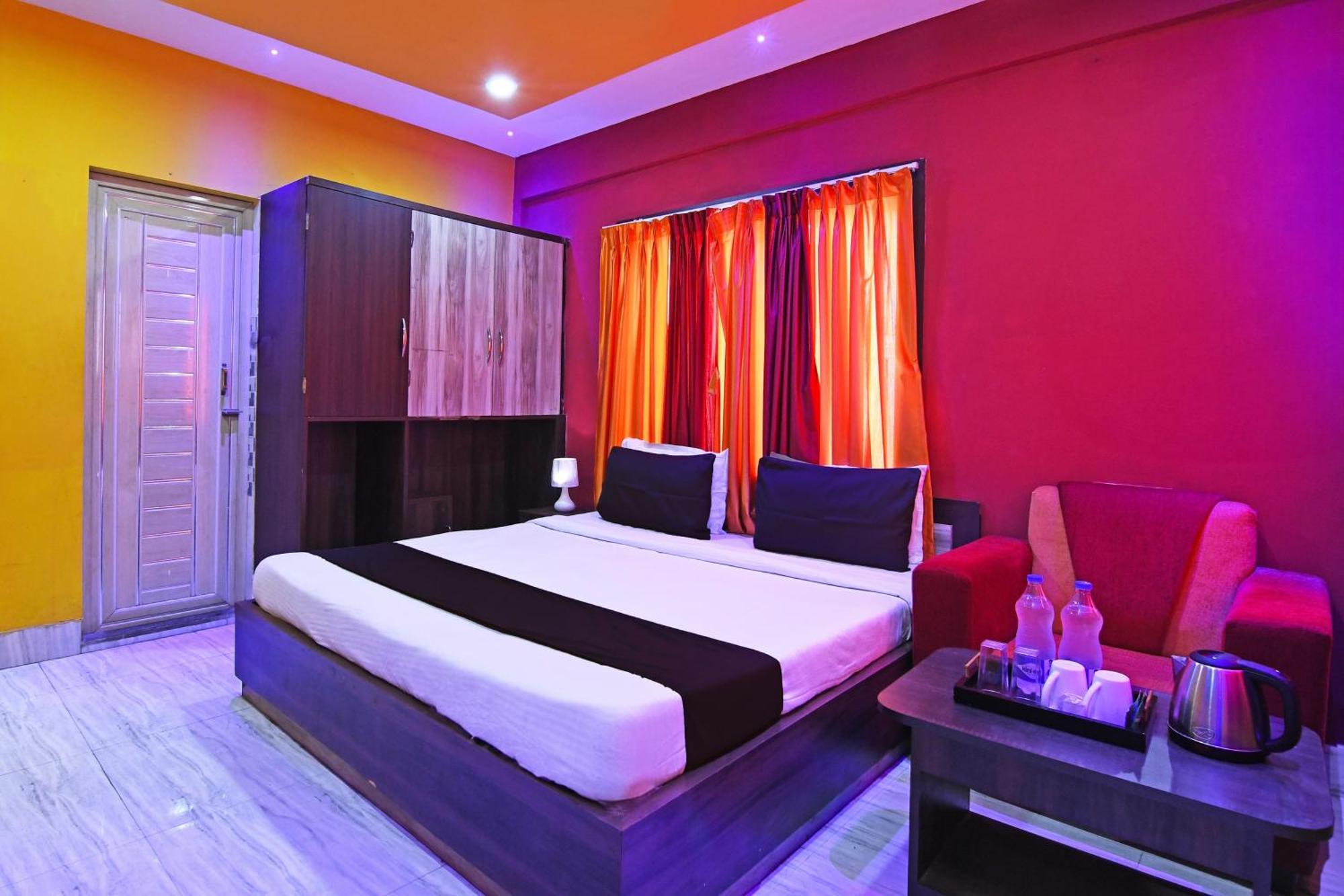 Hotel O Shibani & Suhani Bārang Exterior photo